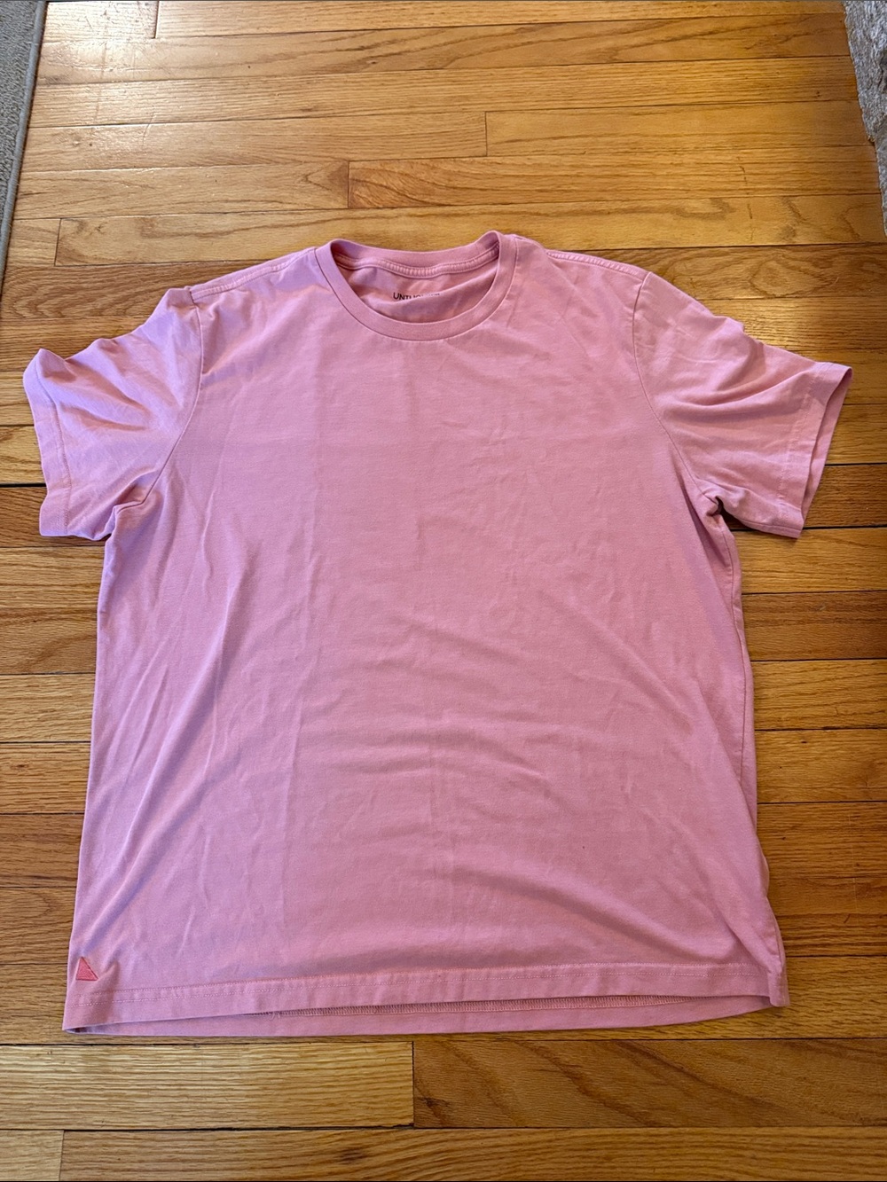 UNTUCKit Pink Short Sleeve Crewneck T‑Shirt